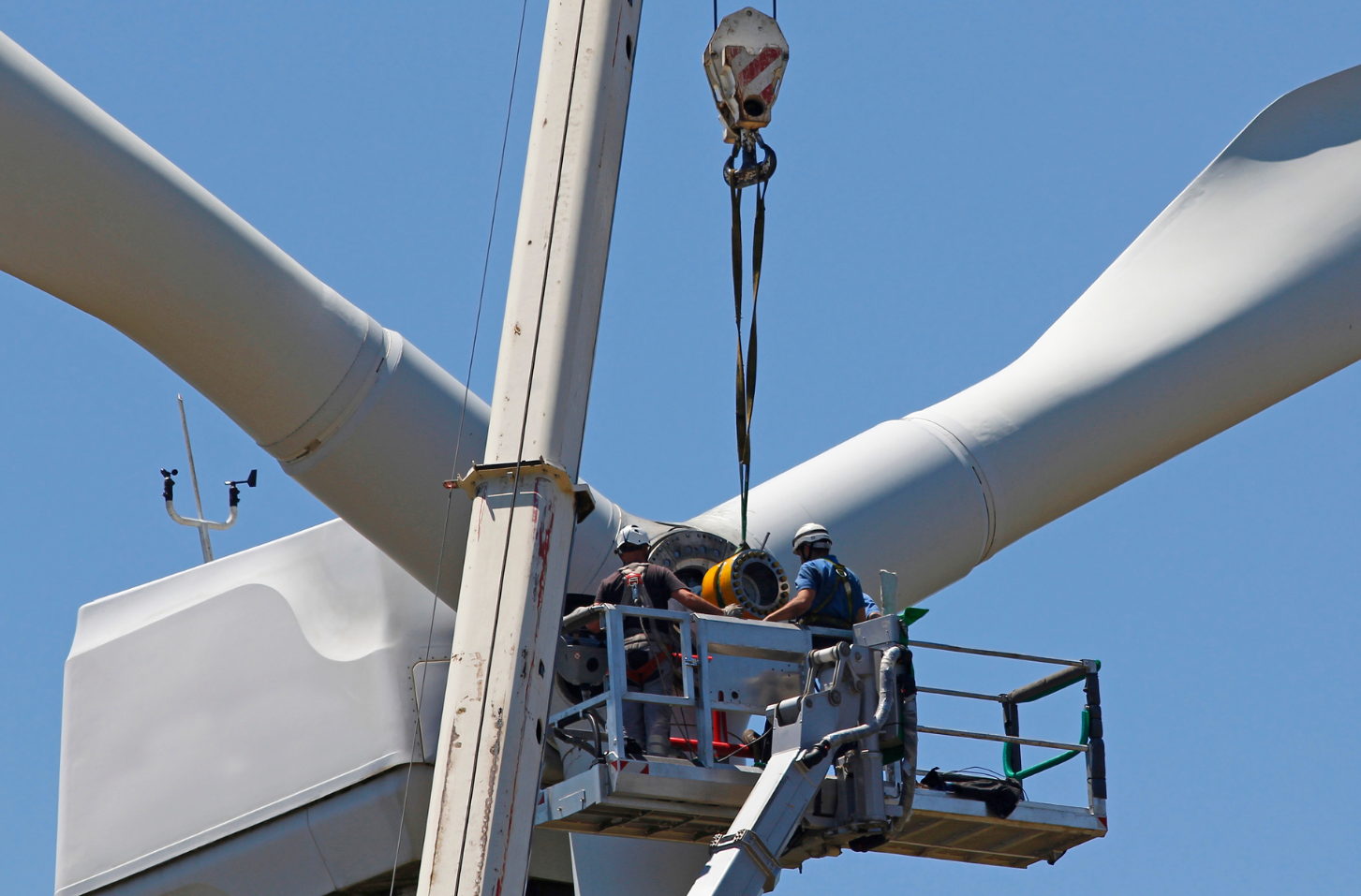 Wind Turbine Maintenance and Repairs